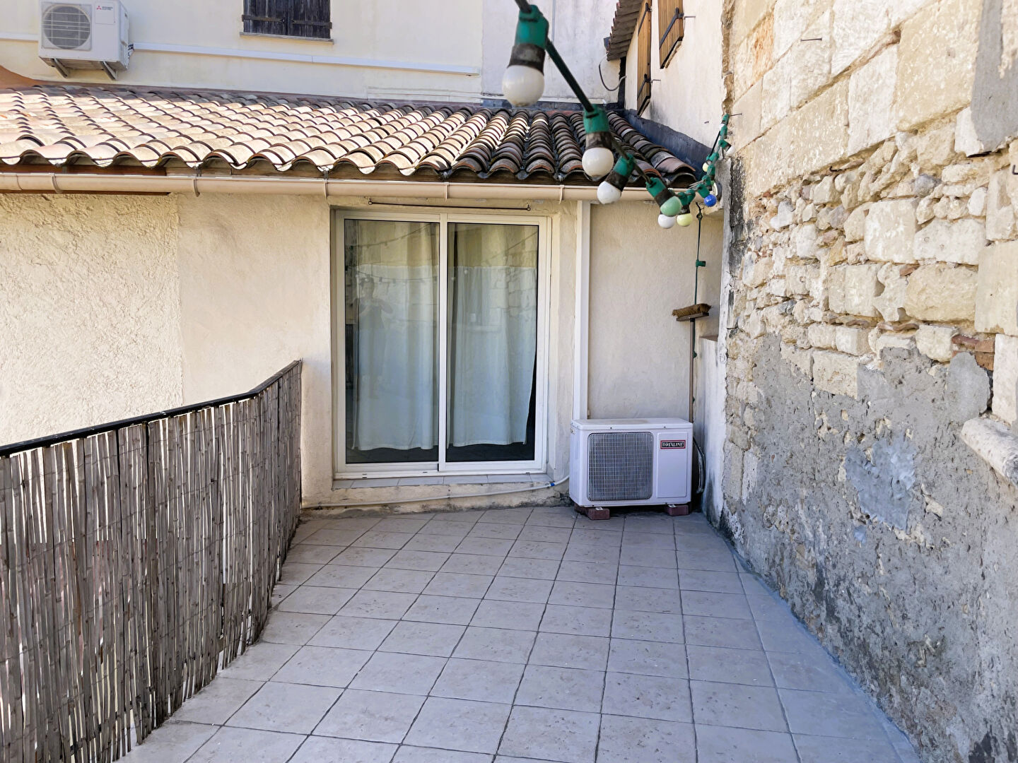 Maison de Village 3 pièce(s) 70 m2 Terrasse et place de parking