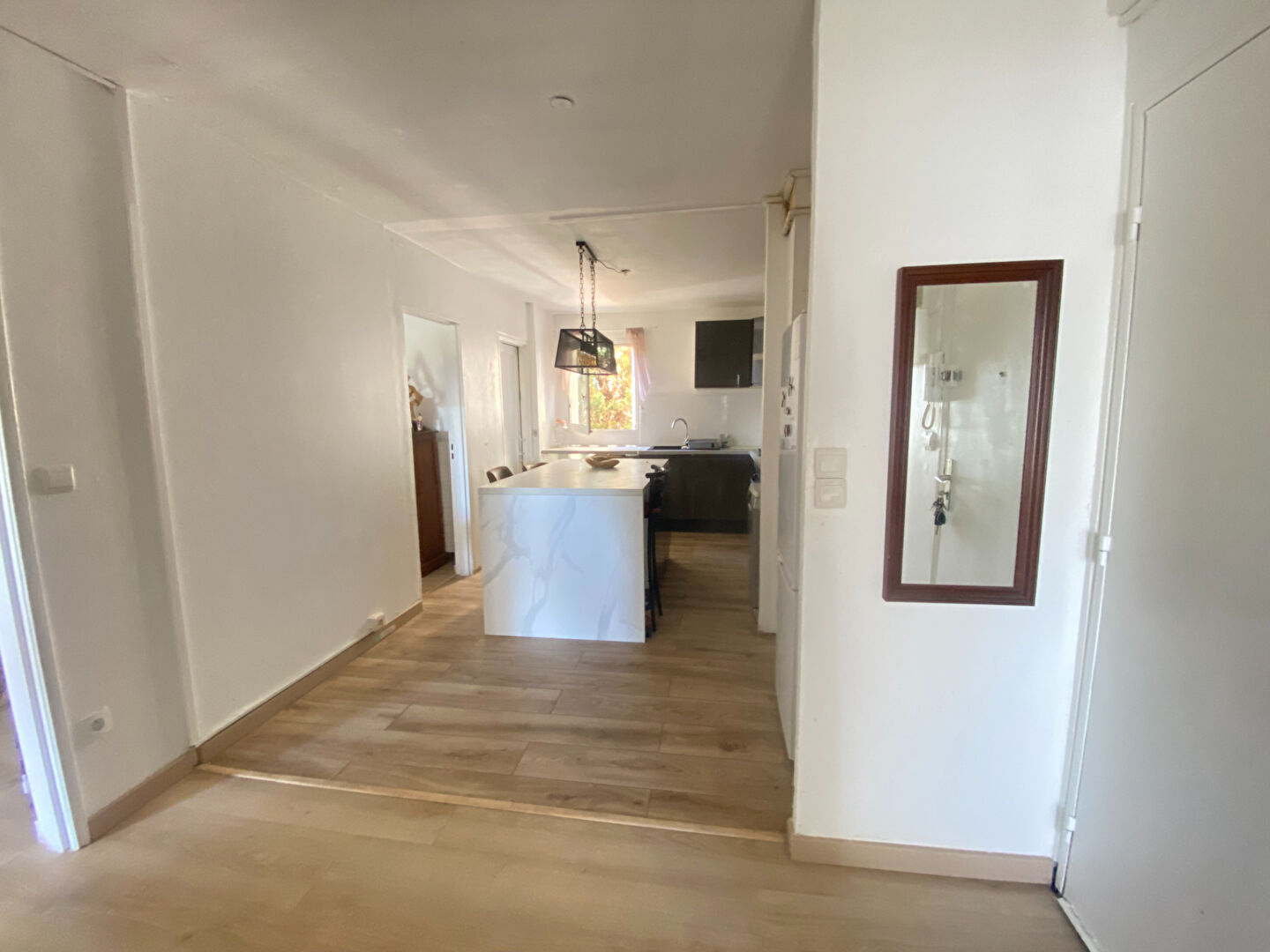 Lattes Appartement  3 pièces  dernier étage