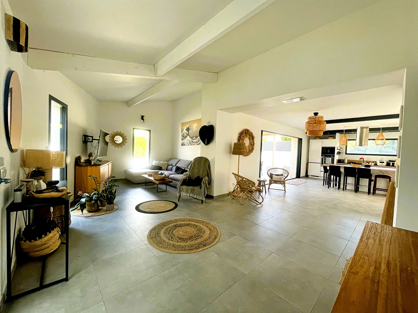 Maison Mauguio 151 m2 + appartement indépendant  46m2 + piscine sur  terrain 605m2