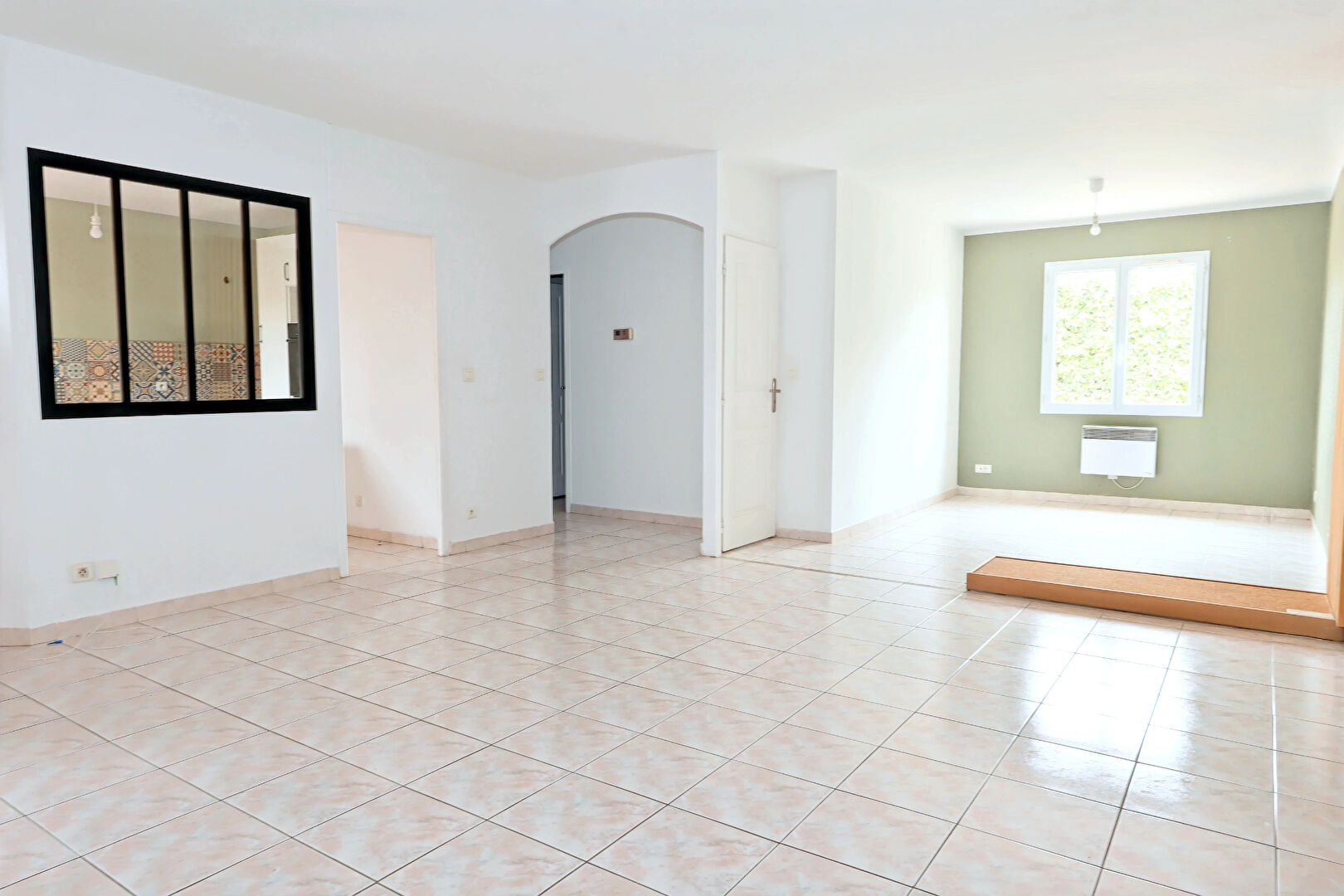 Maison  4 pièces (possibilité 5) sur Castries sur un terrain de 300 m²