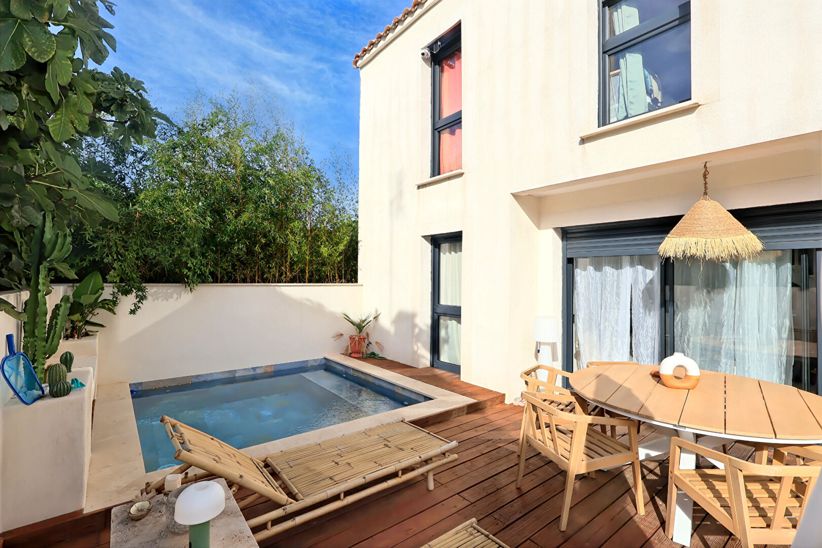 NÎMES - Quartier GREZAN -  Maison contemporaine NÎMES quartier Grézan-  5 pièce(s) 110 m2 - piscine