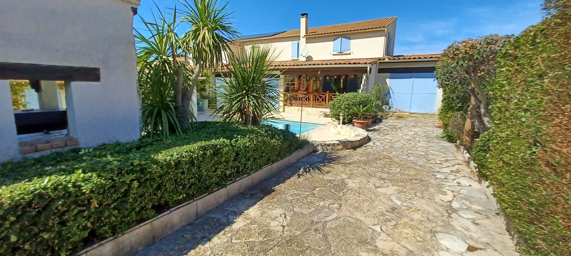 EXCLUSIVITE Maison Mauguio 6 pièces 150 m2 sur un terrain de 585m² avec piscine