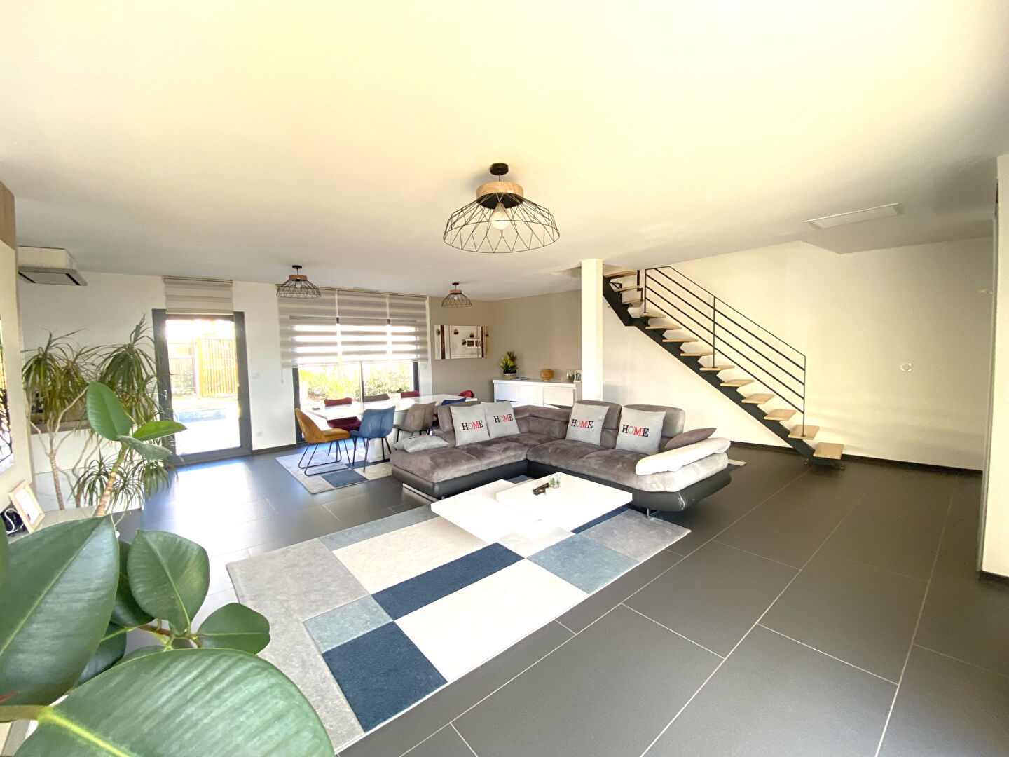 Maison T5 récente de 135m² sur 305m² de terrain