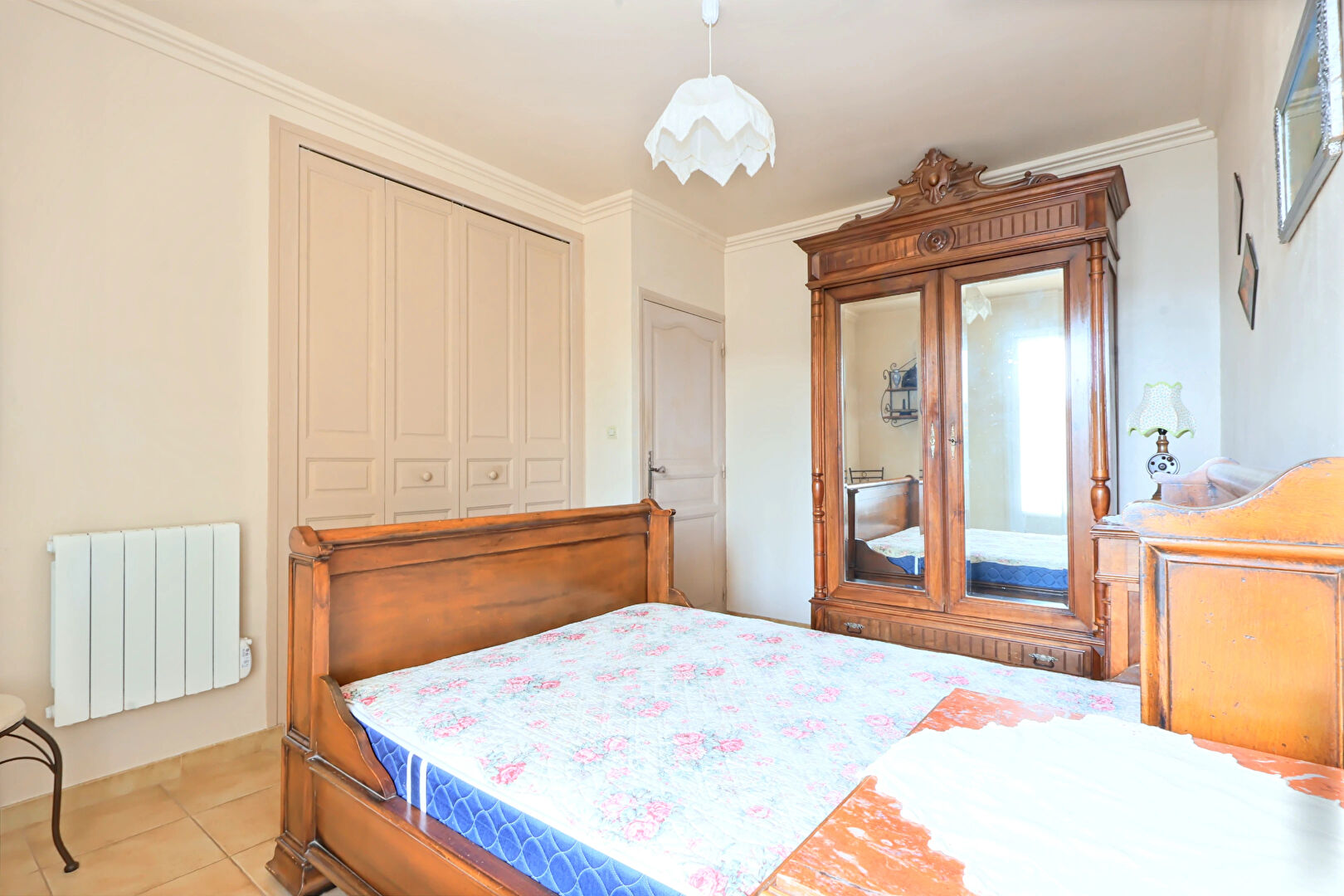 Maison de Plain-Pied de Charme avec Piscine