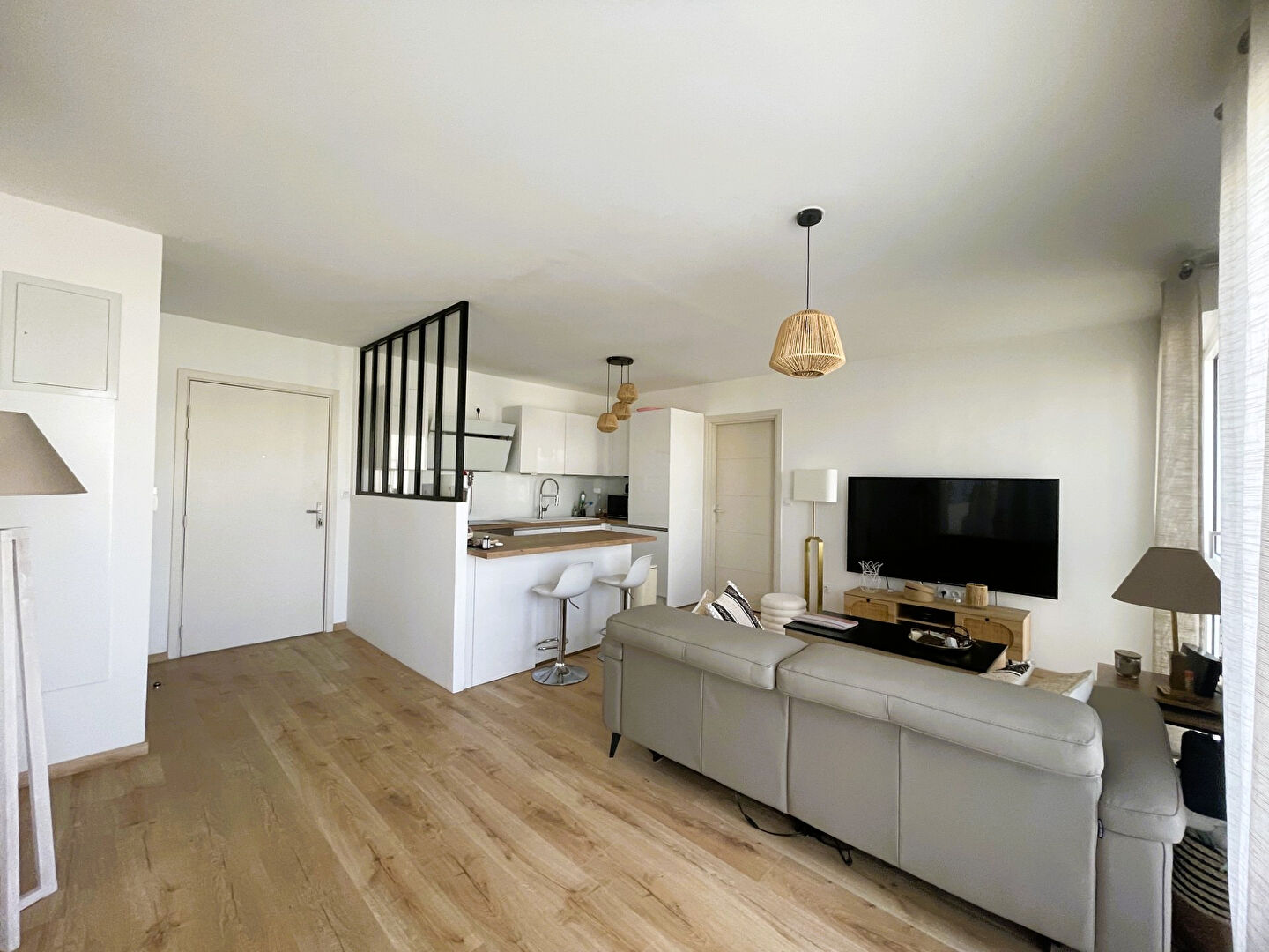 Appartement Mauguio 3 pièce(s) 65.5 m2 avec Grande Terrasse en L - Dernier Etage