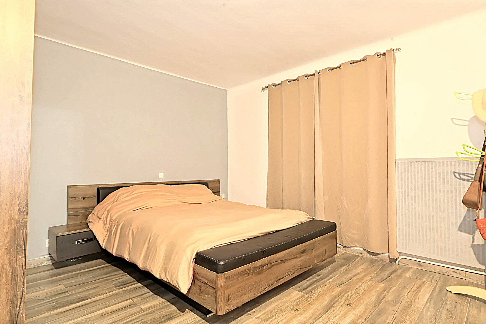 Lunel  - Grand appartement lumineux 5 pièces de 115 m² à 15 min de la mer