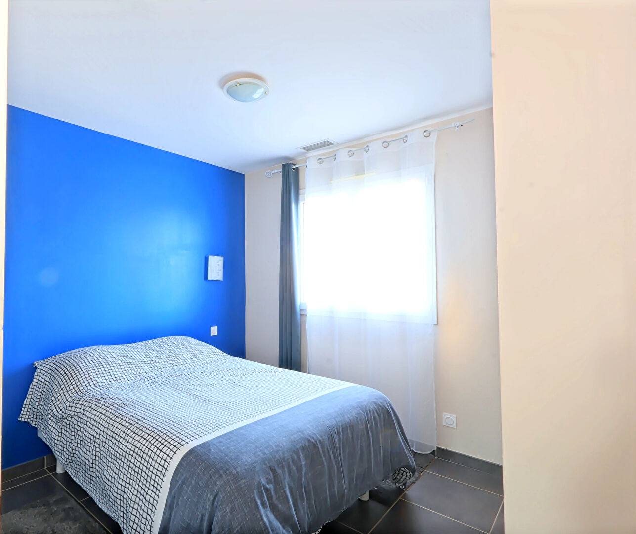 VILLA  LUNEL NORD T5 CONTEMPORAINE AVEC PISCINE 