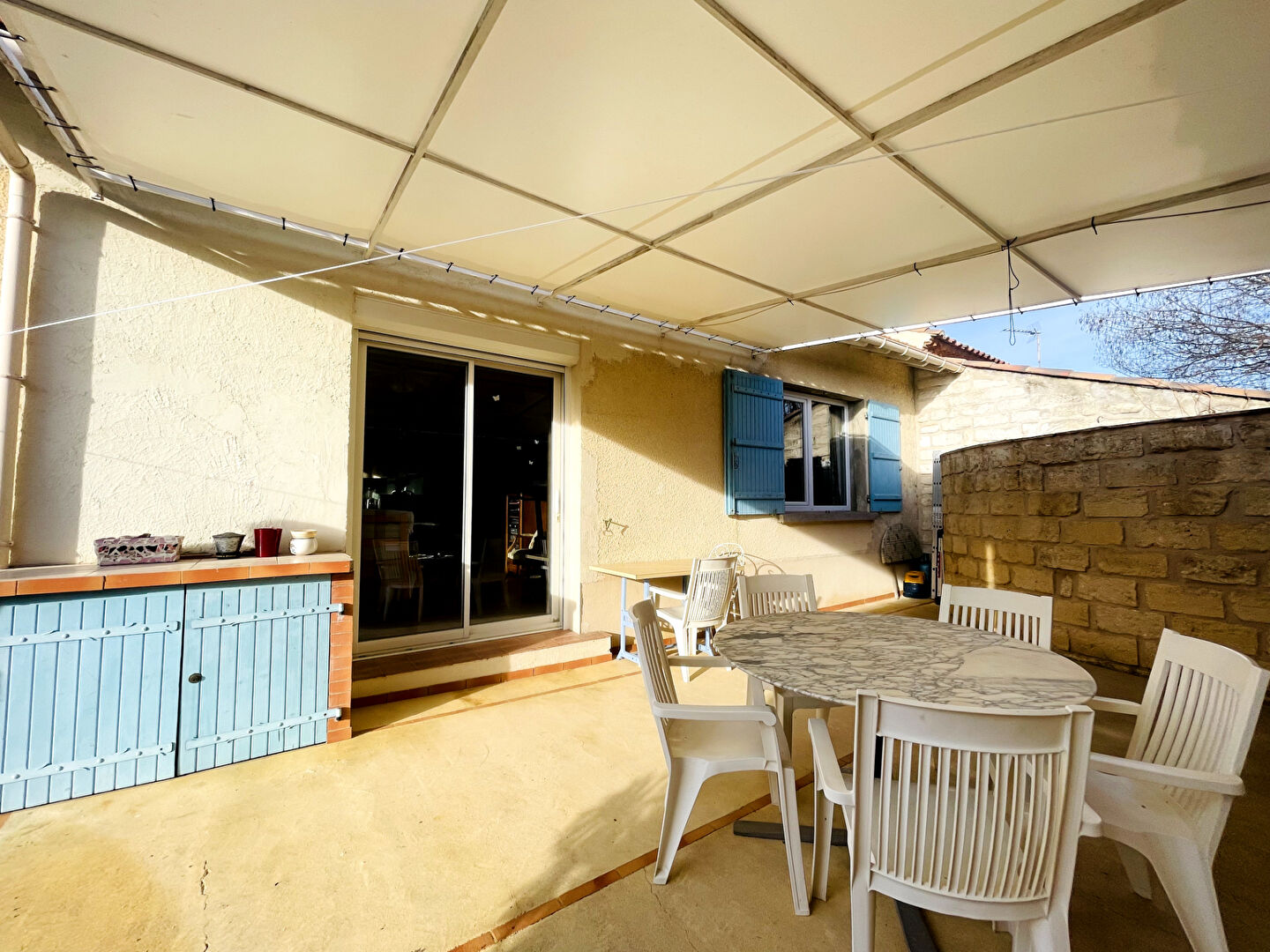 Mauguio hyper-Centre  Maison de plain-pied avec dépendance sur 314 m2 de terrain