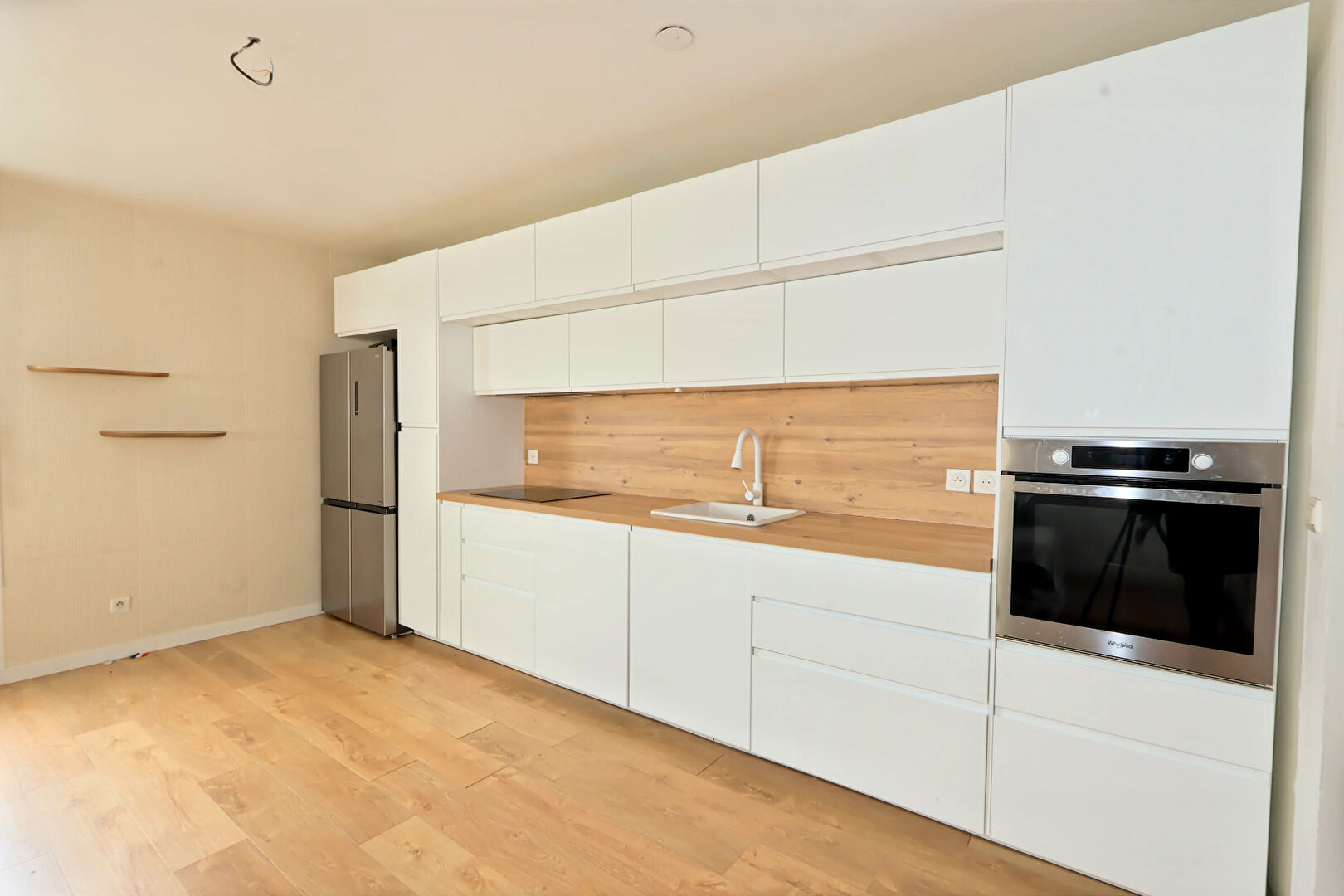 MAUGUIO Appartement  T3  60 m2  jardin + terrasse + garage 