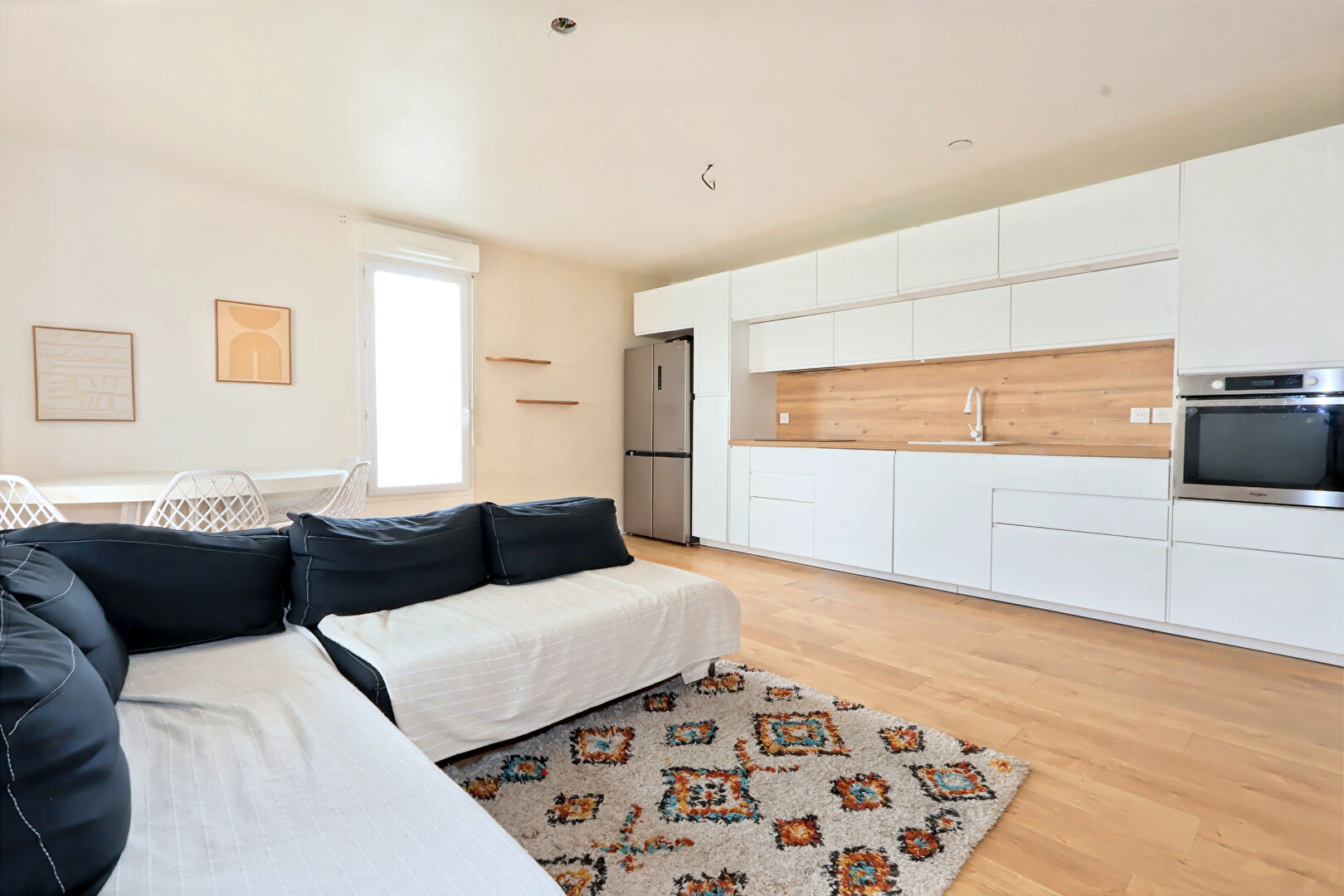 MAUGUIO Appartement  T3  60 m2  jardin + terrasse + garage 