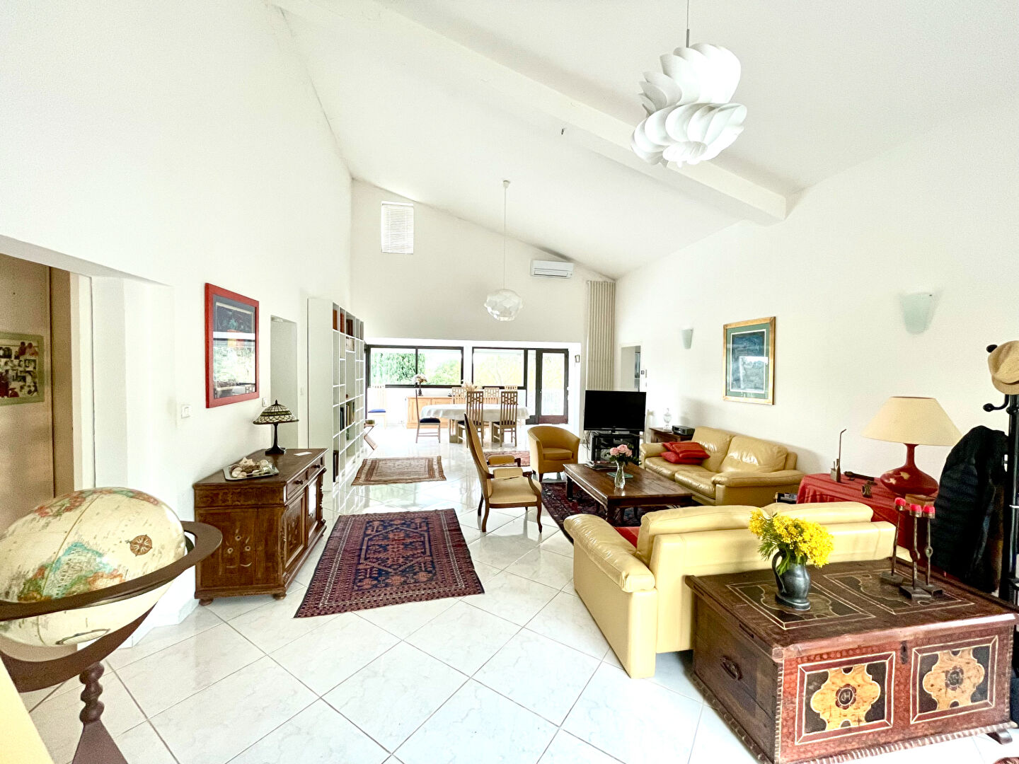 Maison de 183m² sur un terrain de 1611m² , piscine