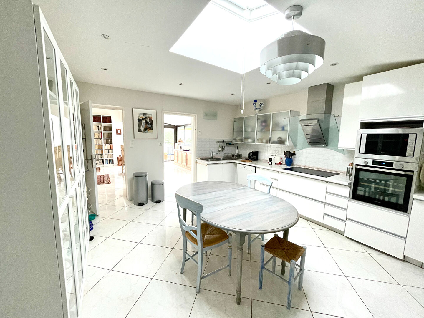 Maison de 183m² sur un terrain de 1611m² , piscine