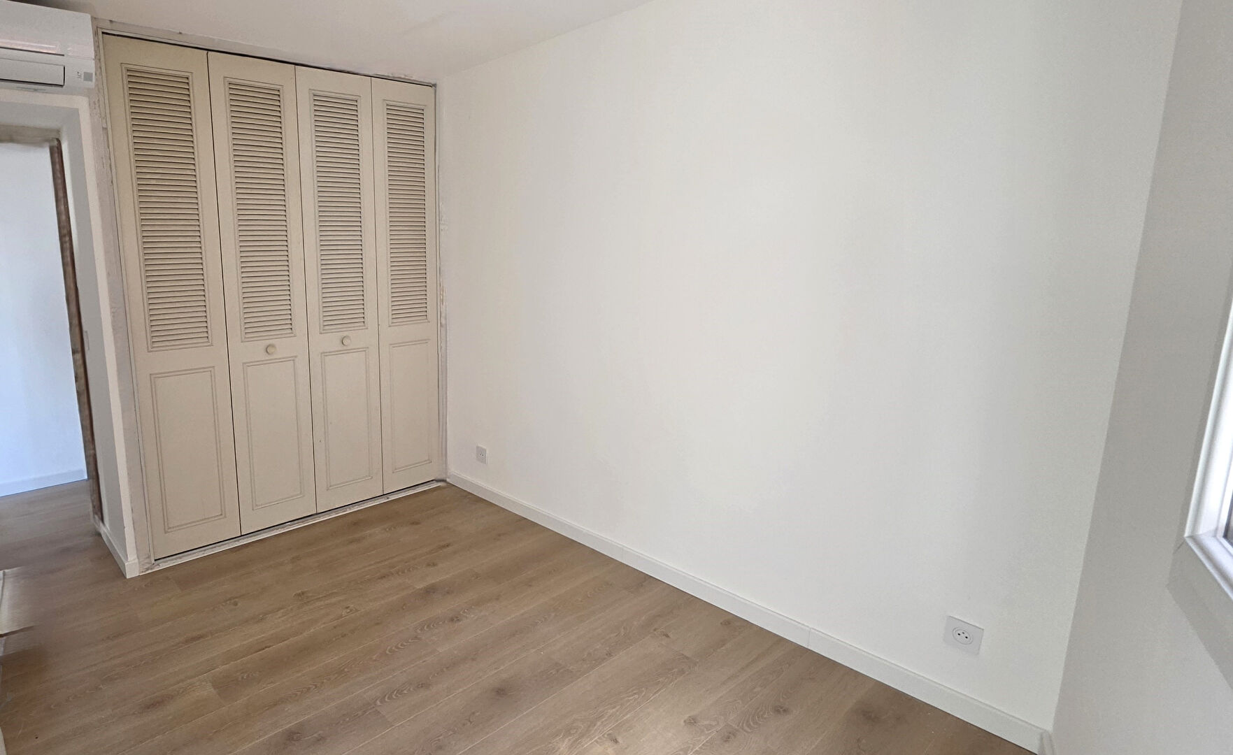 Appartement Mauguio Centre  4 pièces -  87 m2 avec grand garage et balcon