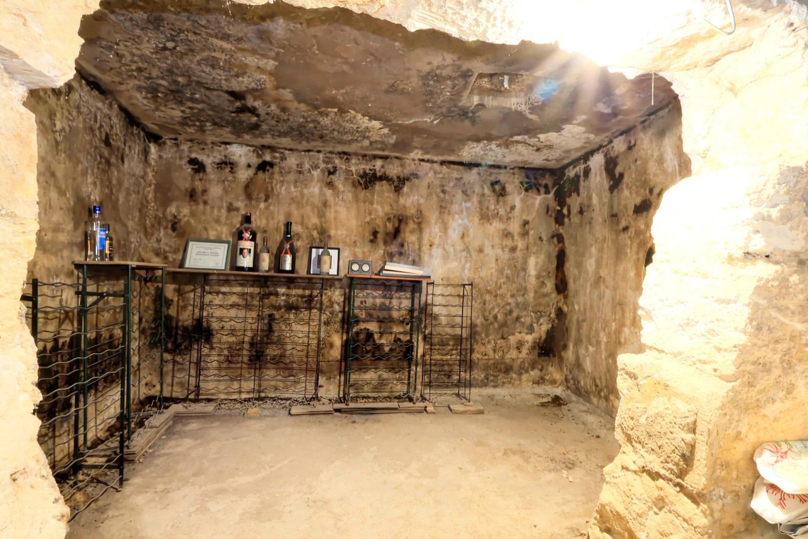 Maison vigneronne Mudaison 8 pièce(s) 225 m2