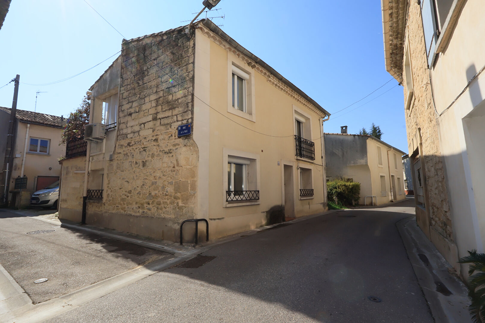 Immeuble 2 lots MAUGUIO proche centre ville