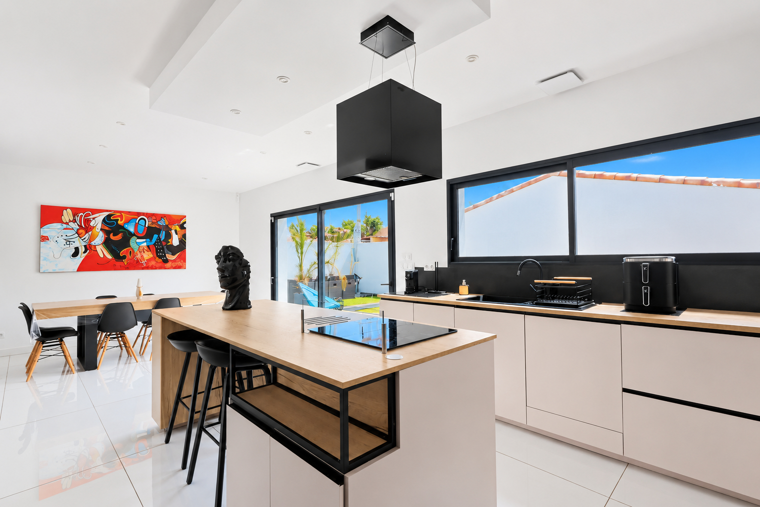 LUNEL - Villa contemporaine 5 pièce(s) 138 m2 avec piscine au sel