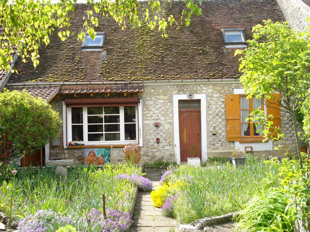 PROCHE MELUN A VOISENON