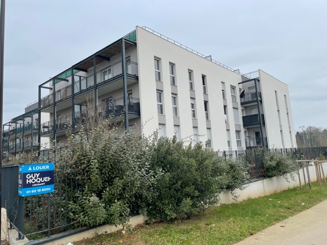 Location : appartement F1 à MELUN