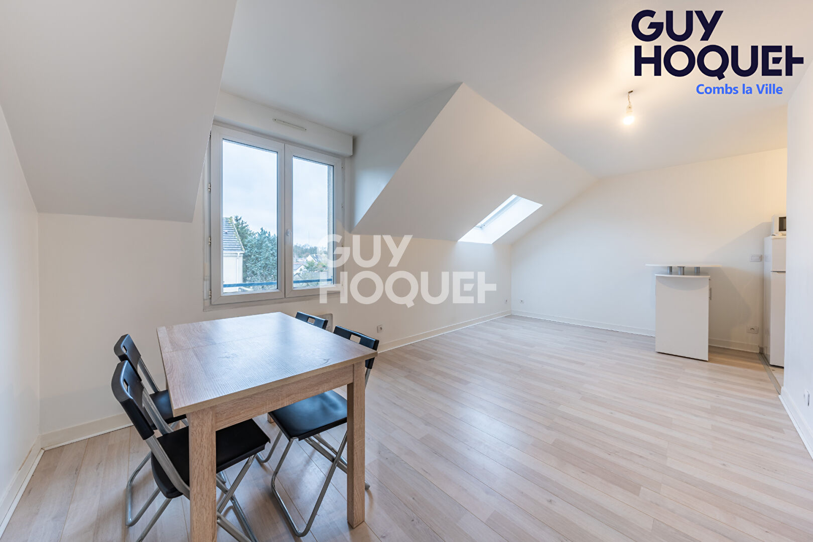 LOCATION : appartement F1 (26 m²) à CESSON
