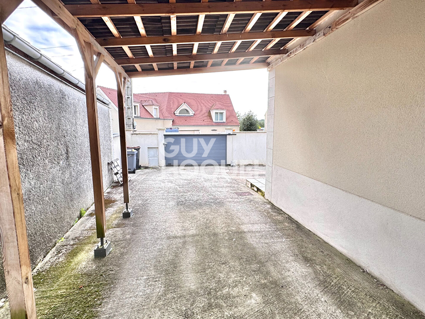 Maison vie en plain pied à ECHARCON (91540).