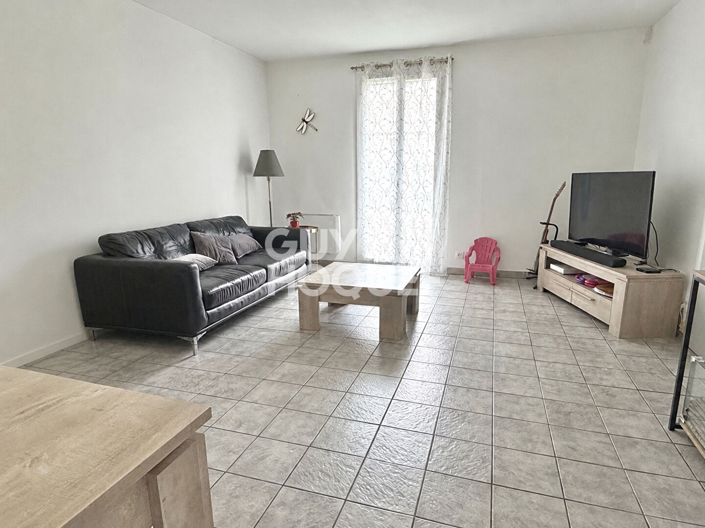 Maison de plain pied au COUDRAY MONTCEAUX