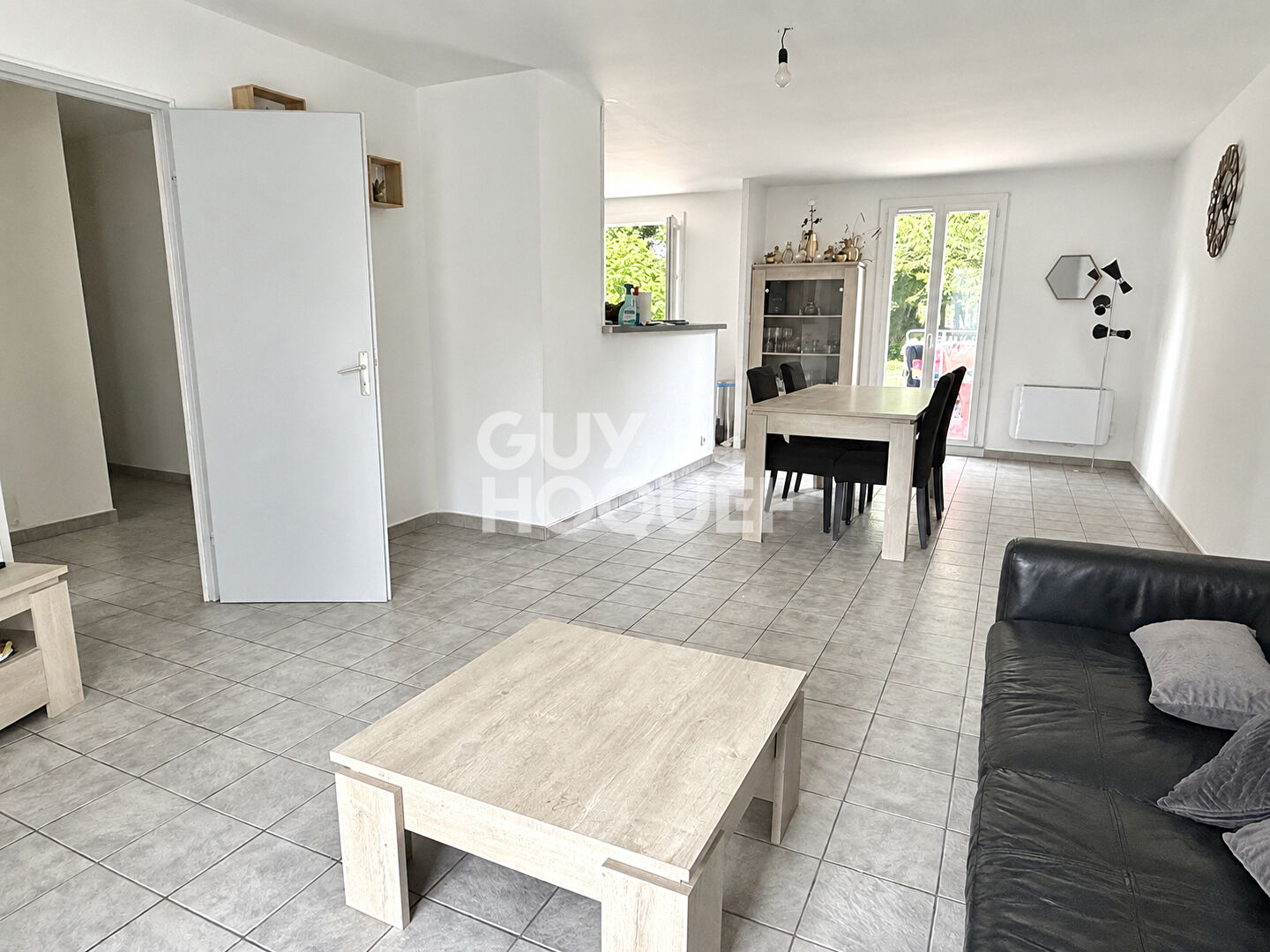 Maison de plain pied au COUDRAY MONTCEAUX