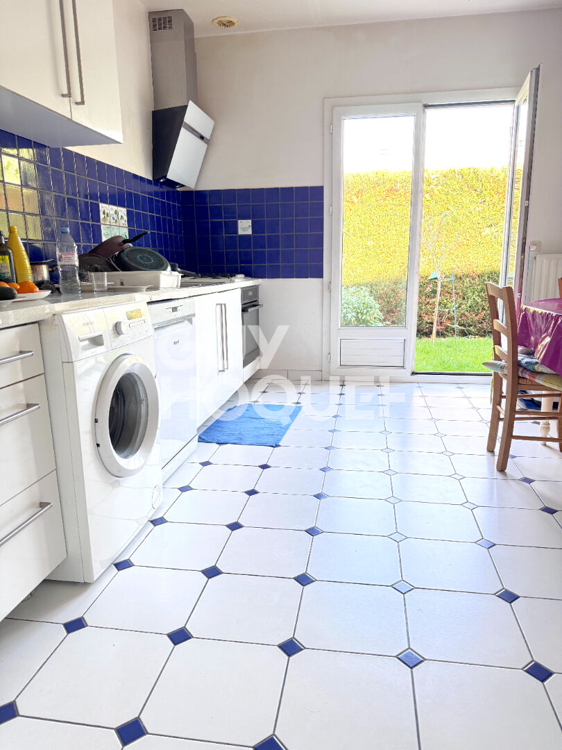 Maison INDIVIDUELLE à Mennecy