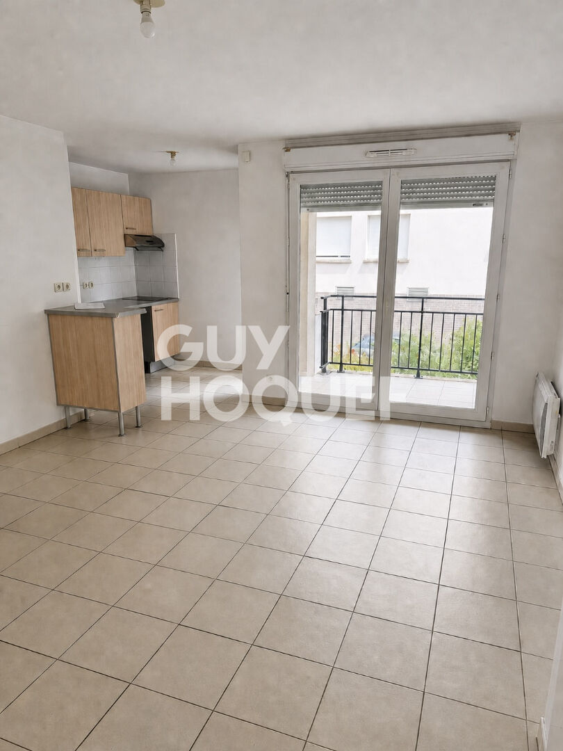 T2 de 43 m² avec balcon et parking, proche RER D Moulin Galant
