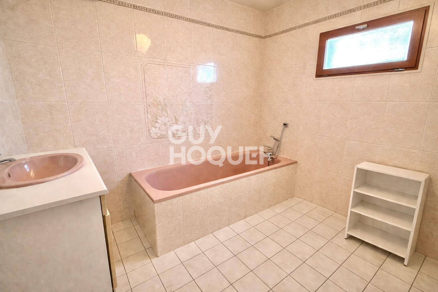 Maison au Coudray Montceaux