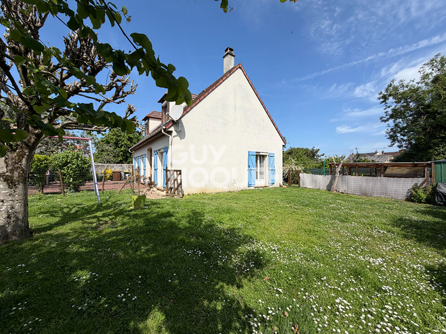 Maison INDIVIDUELLE au Coudray Montceaux
