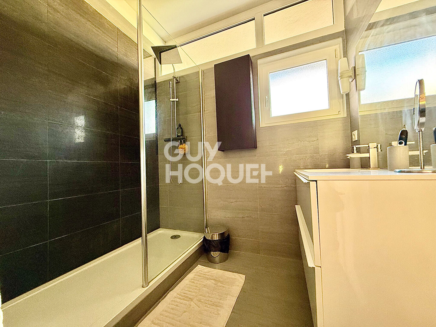 Appartement  Meublé - Le Coudray Montceaux 2 pièce(s) 54.12 m2 Résidence du Golf