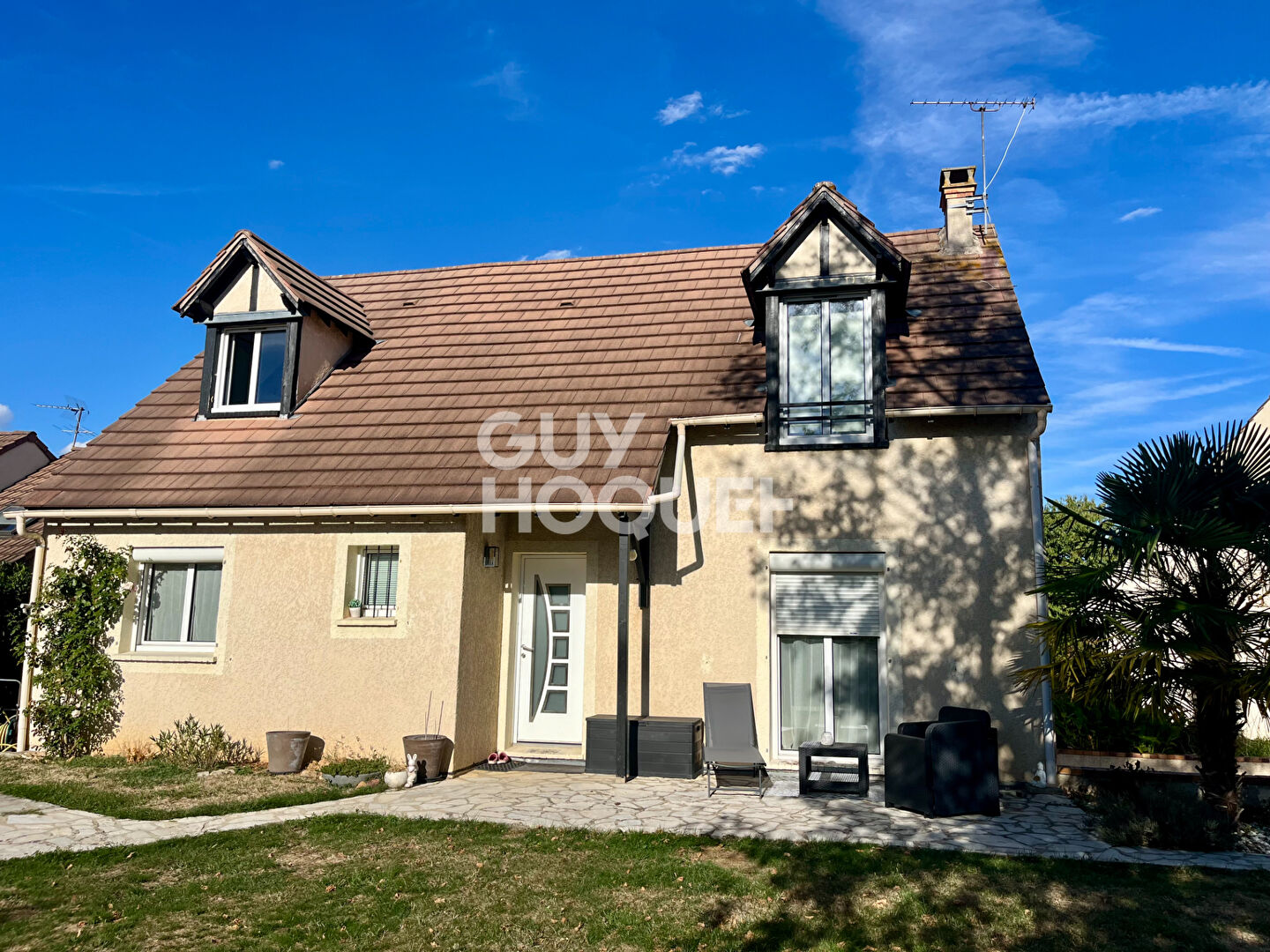 Maison 5 pièces avec sous-sol total et jardin - Chevannes