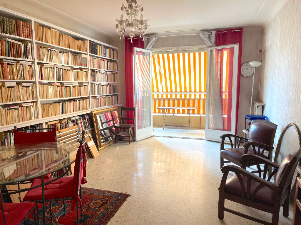 MENTON CENTRE-VILLE : 2 PIECES DE 71,83 M2 AVEC TERRASSES ET CAVE