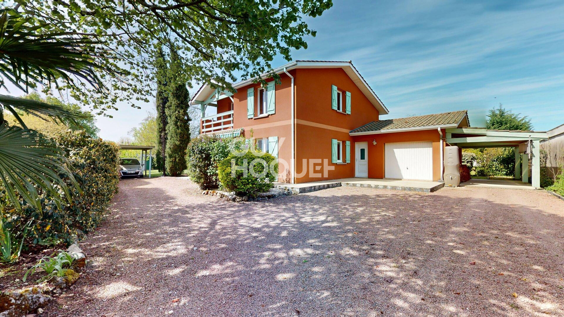 Maison à vendre à La Brède - 6 pièces, 4 chambres, jardin spacieux