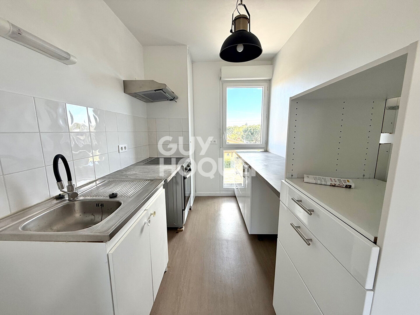 T2 50 m² - TERRASSE - LUMINEUX - PARKING