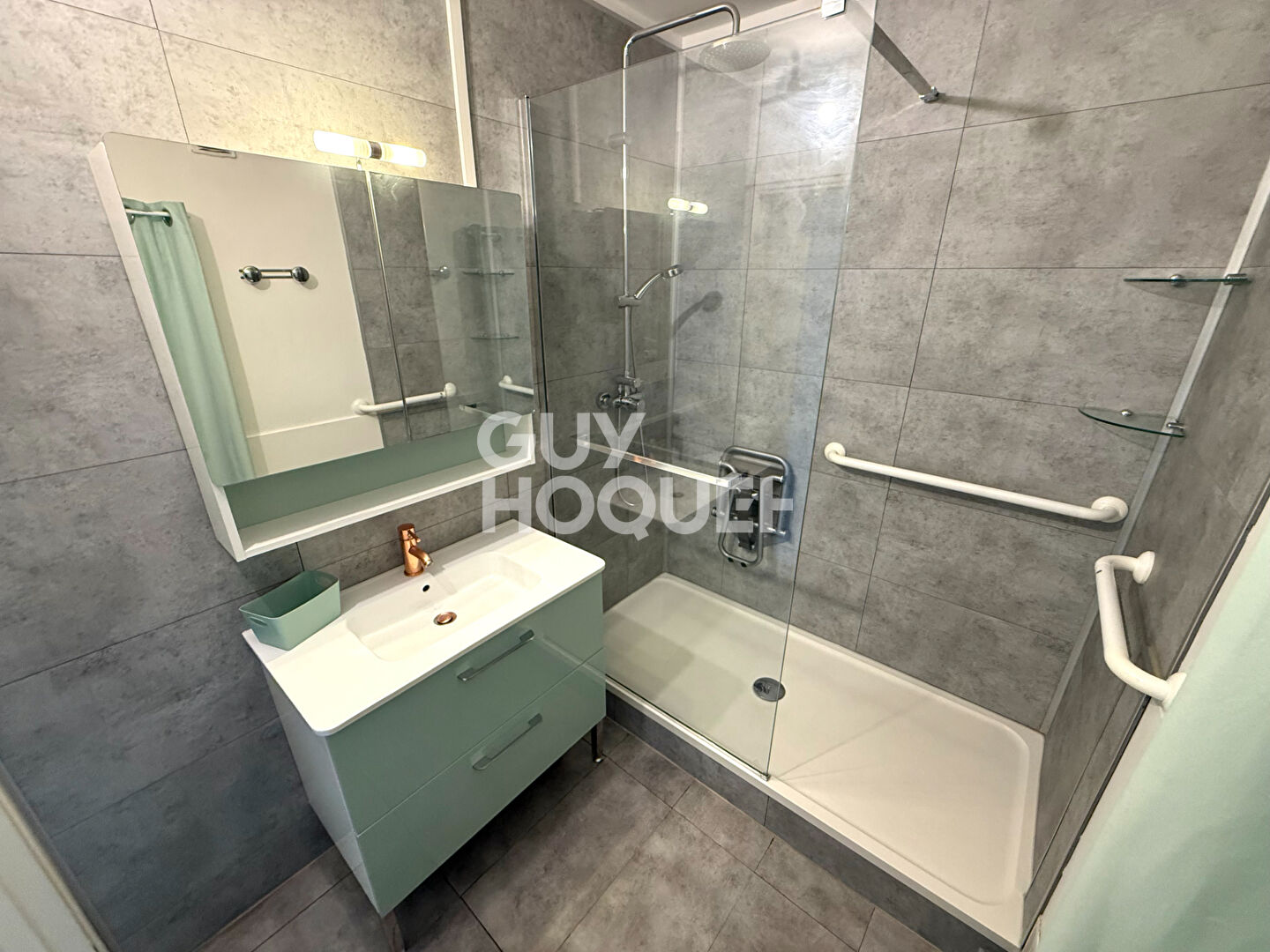 Mérignac centre - T3 double balcon - Parking et cave