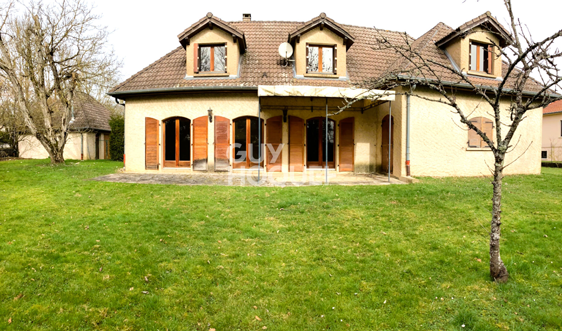 VASTE MAISON TRADITIONNELLE ARS - LAQUENEXY ( 186 m²), PROCHE MERCY !