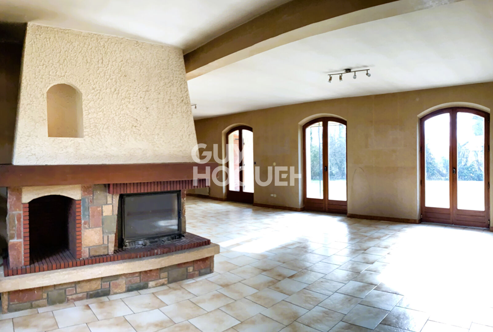 VASTE MAISON TRADITIONNELLE ARS - LAQUENEXY ( 186 m²), PROCHE MERCY !