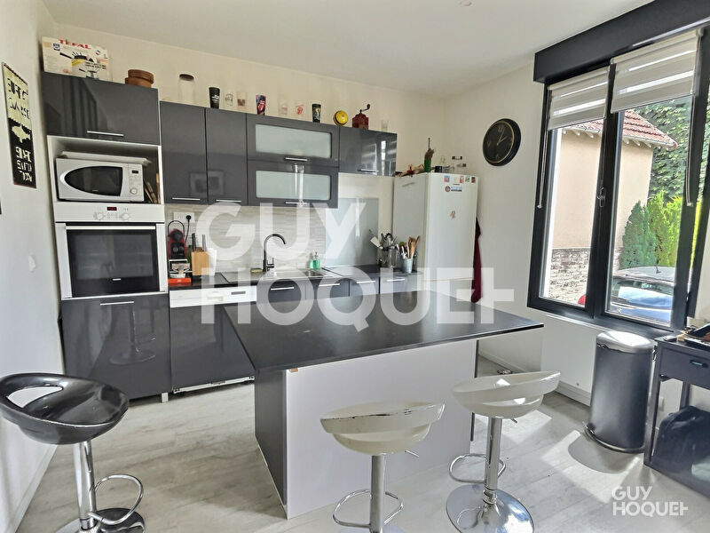 Petite maison de charme, 44 m2 + 220m² terrasse et jardin