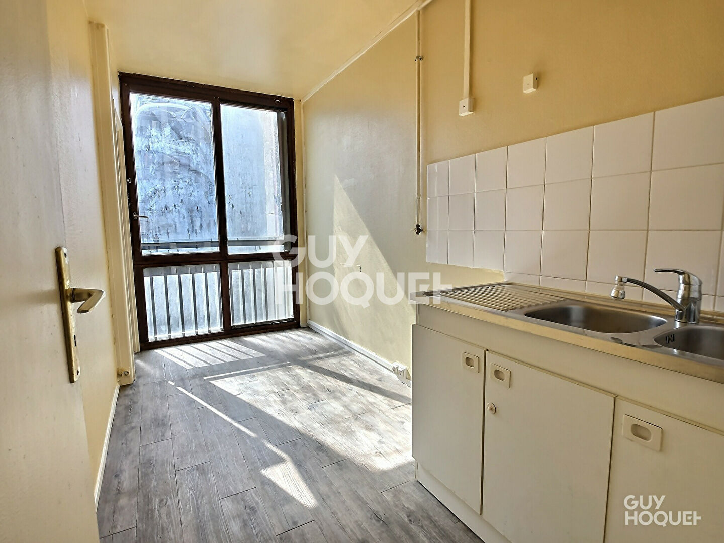 À VENDRE 3 PIÈCES À RÉNOVER DE 56m2