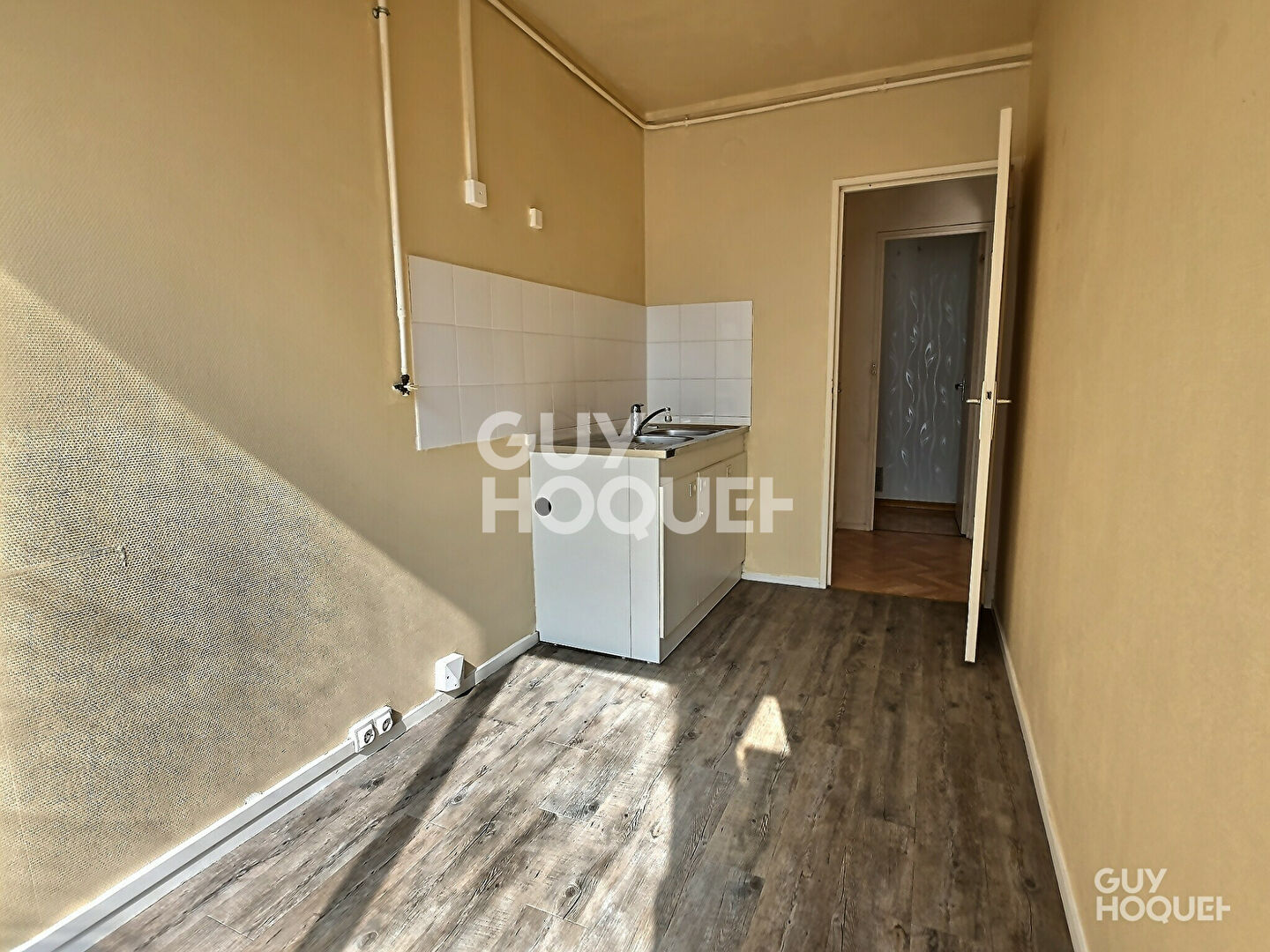 À VENDRE 3 PIÈCES À RÉNOVER DE 56m2