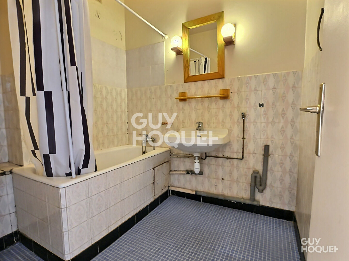 À VENDRE 3 PIÈCES À RÉNOVER DE 56m2