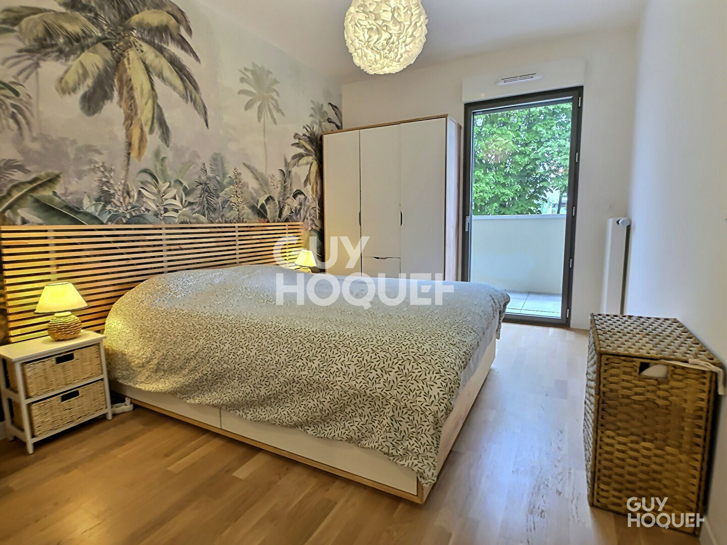 À VENDRE 4 PIÈCES + 3 BALCONS + 2 PLACES PARKING SOUS-SOL