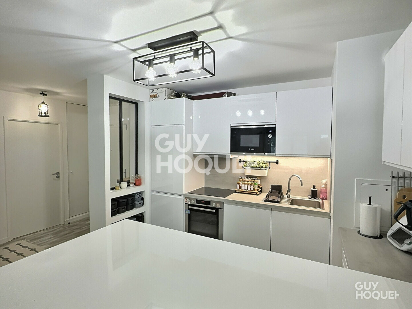 À VENDRE BEAU 3 PIÈCES + GRAND JARDIN DE 38m² + PARKING SOUS-SOL