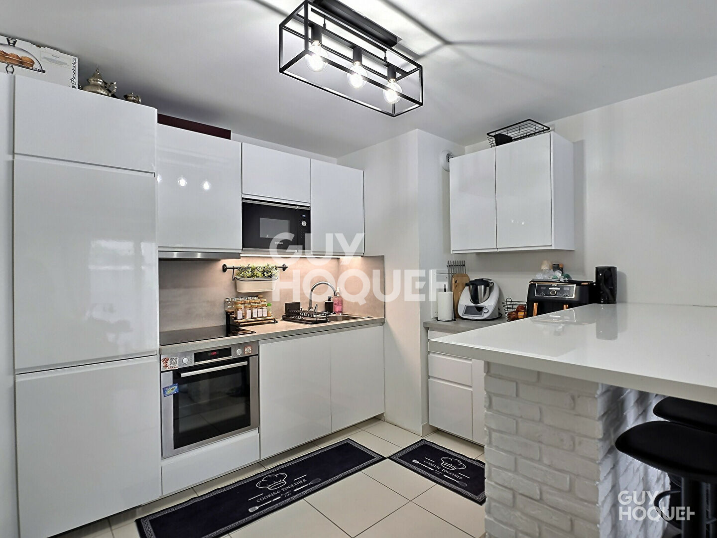 À VENDRE BEAU 3 PIÈCES + GRAND JARDIN DE 38m² + PARKING SOUS-SOL