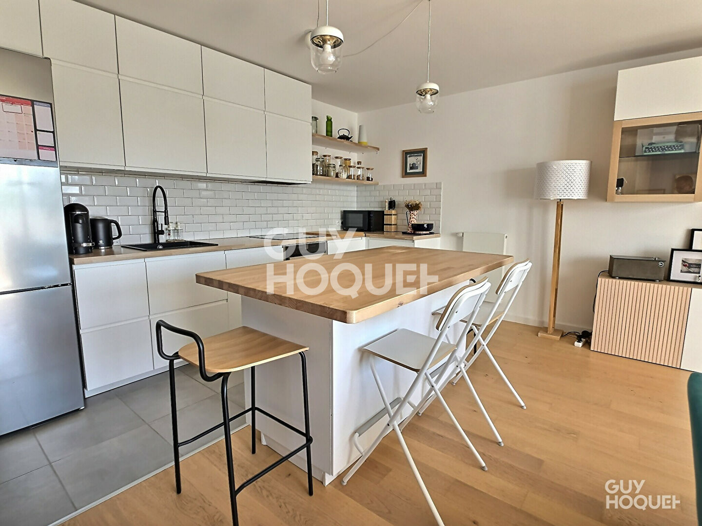 À VENDRE BEAU 4 PIÈCES  DE 83m² + BALCON + PARKING SOUS-SOL