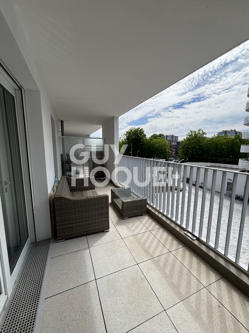 A LOUER DEUX PIECES MEUBLE
