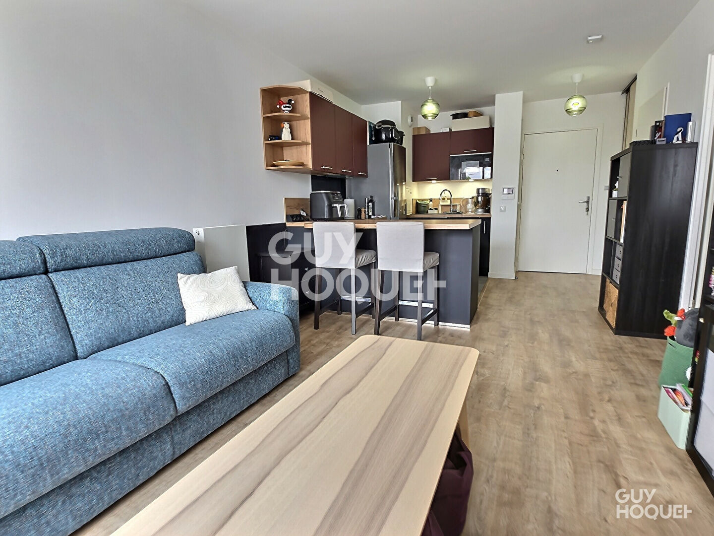 TRÈS BEAU 2 PIÈCES DE 40m² + BALCON + PARKING EN SOUS-SOL