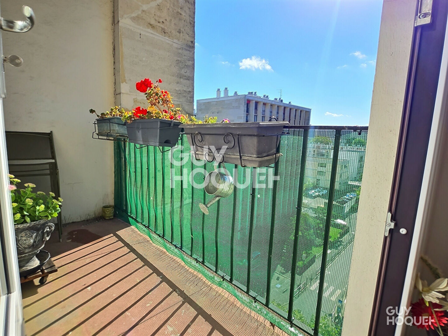 Appartement 4 pièces de 65 m² + BALCON