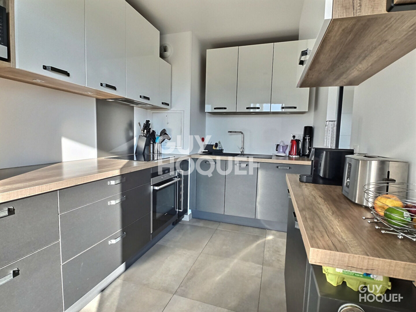 À VENDRE 4 PIÈCES + TERRASSE + 2 PLACES DE PARKING